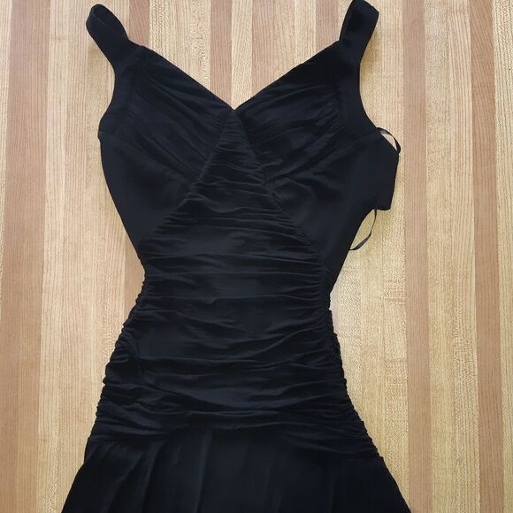 Le chateau Black Long Ruched Knit Formal Dress XXS - Picture 4 of 15
